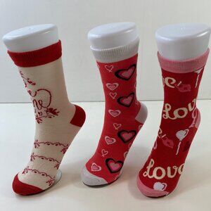 Womens Valentines Day Crew Socks 3 Pack Be Mine Heart Love Designs Red Pink